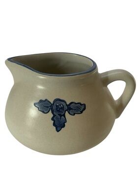 Vintage Pfaltzgraff Yorktowne Stoneware Gravy Pitcher